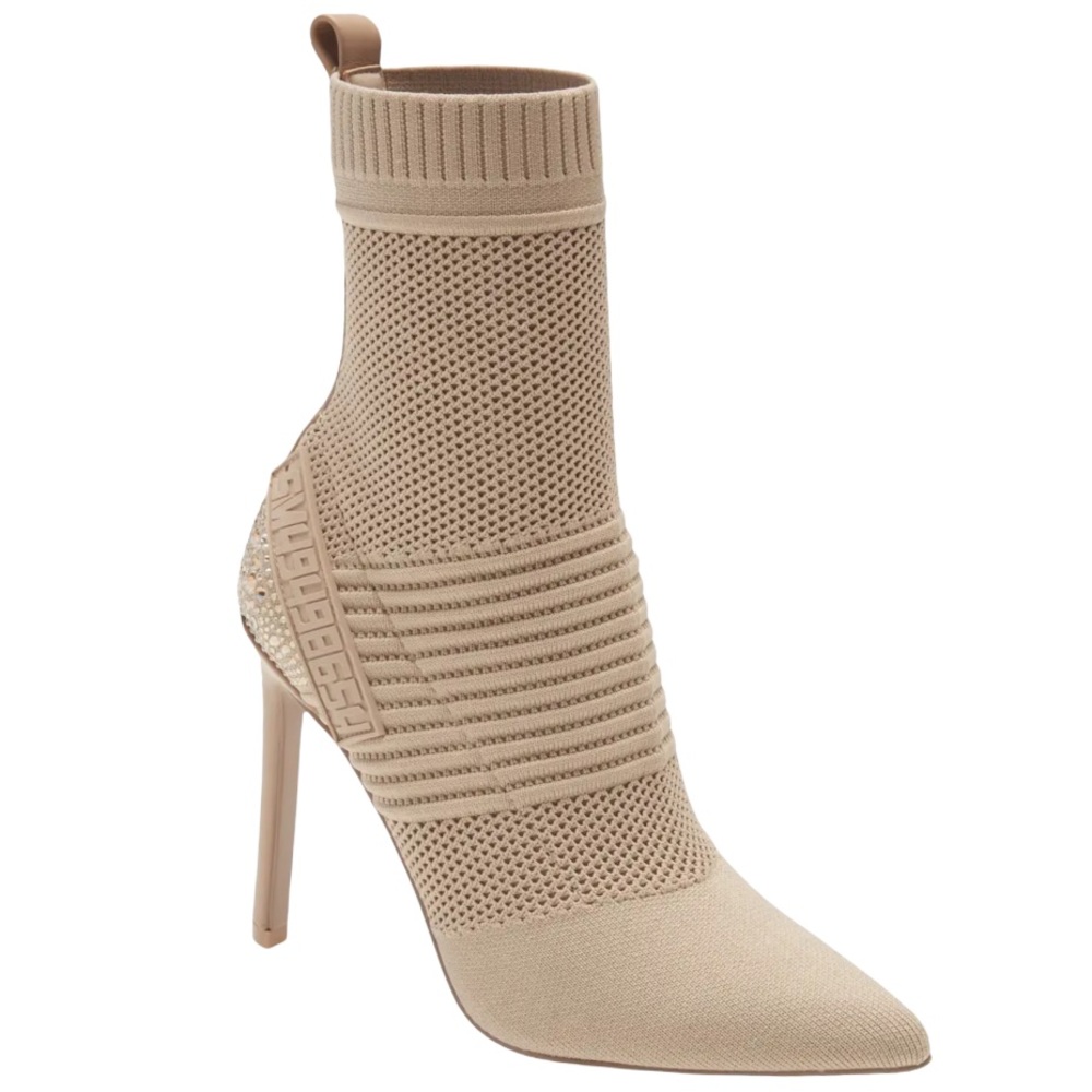 NWOT Steve Madden beige Maxwelle Pointed Toe Knit Boot Sz 9.5